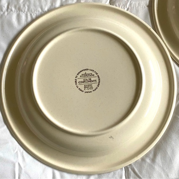 Mikasa Color Compliments Dinnerware - Picture 3 of 3